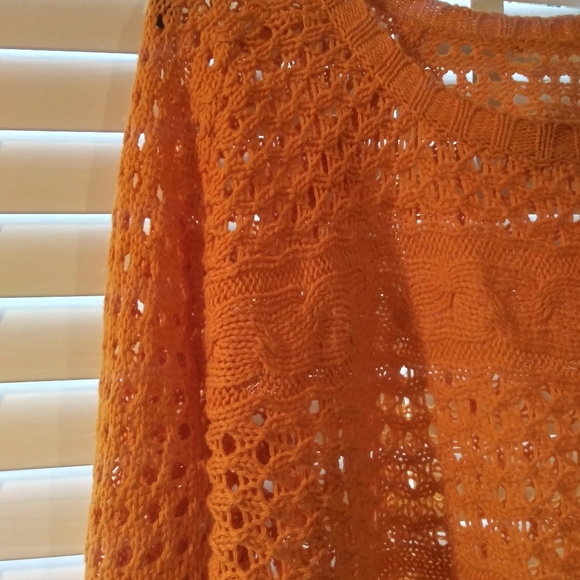 Sweater and cap/Tam - Picture 3 of 5